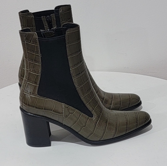 Jeffrey Campbell Green Crock Embossed Ankle Boots - Picture 8 of 9